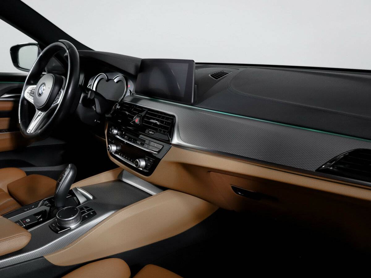 BMW 6 серии 2018 года с пробегом. Фото: #8