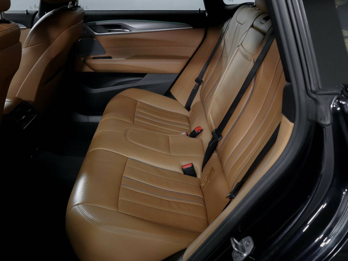 BMW 6 серии 2018 года с пробегом. Фото: #9