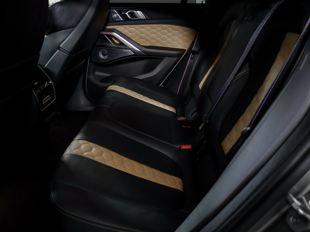 BMW X6 M 2021 года с пробегом. Фото: #9