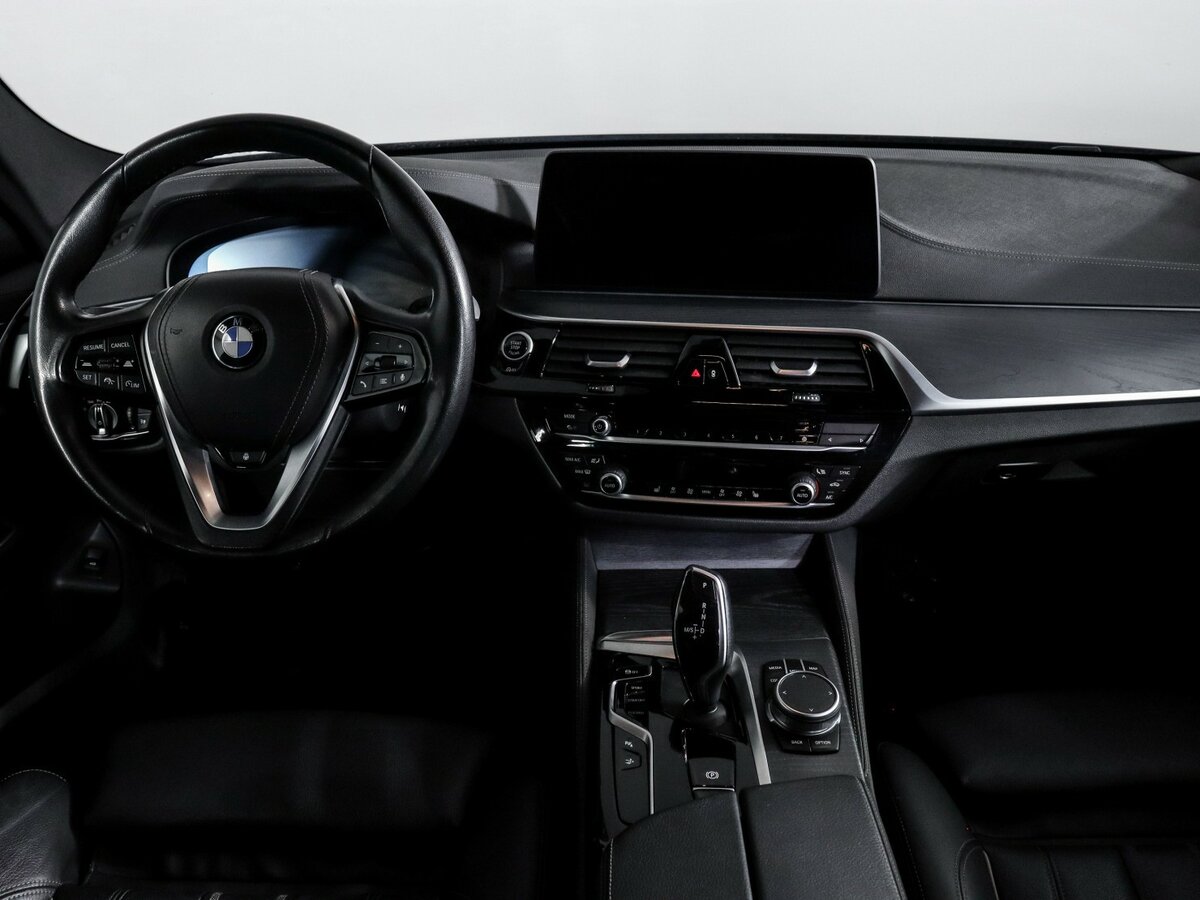 BMW 6 серии 2021 года с пробегом. Фото: #8