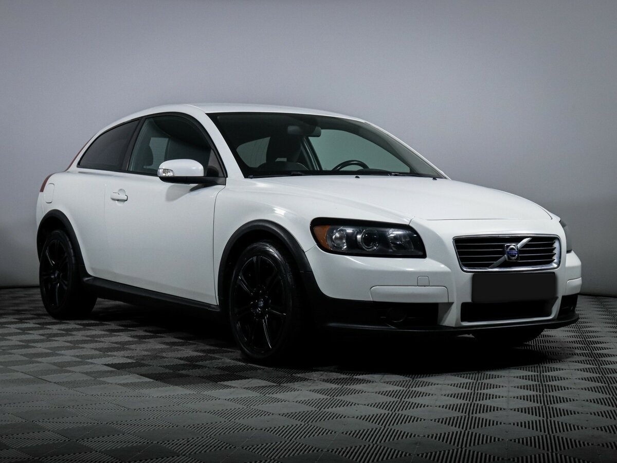 Volvo C30 2007 года с пробегом. Фото: #2