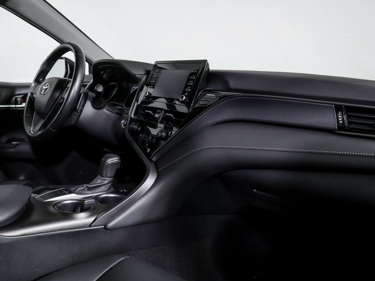 Toyota Camry 2023 года с пробегом. Фото: #6