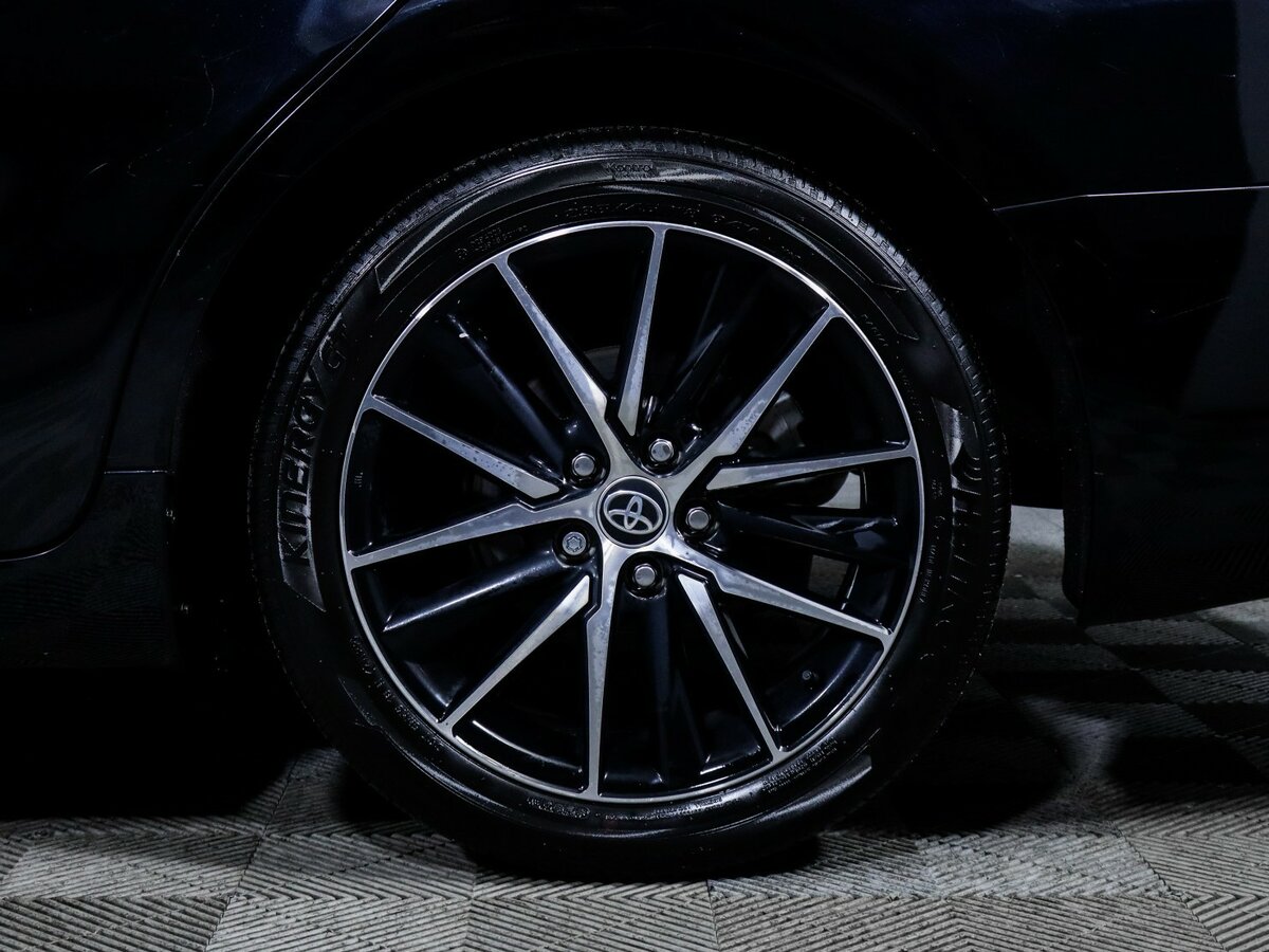 Toyota Camry 2023 года с пробегом. Фото: #11