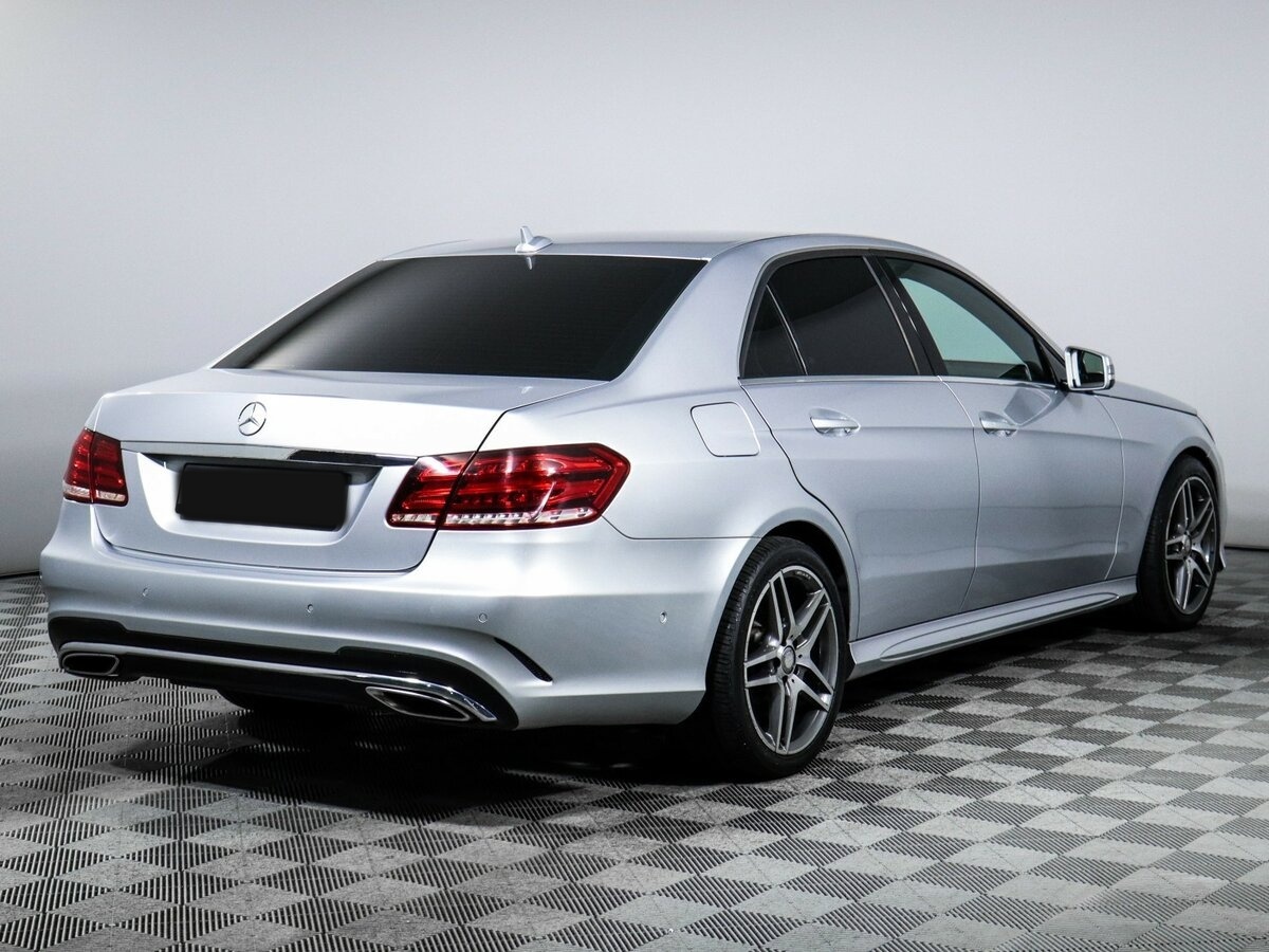 Mercedes-Benz E-Класс 2015 года с пробегом. Фото: #3