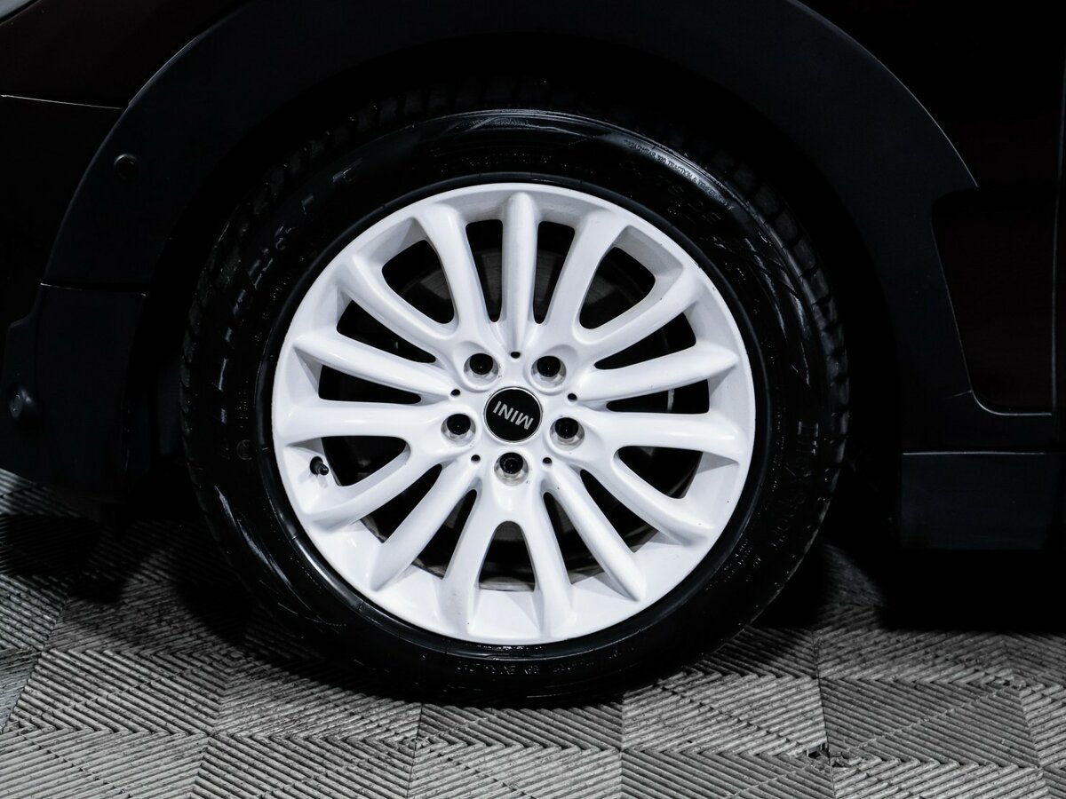 Mini Clubman 2017 года с пробегом. Фото: #14