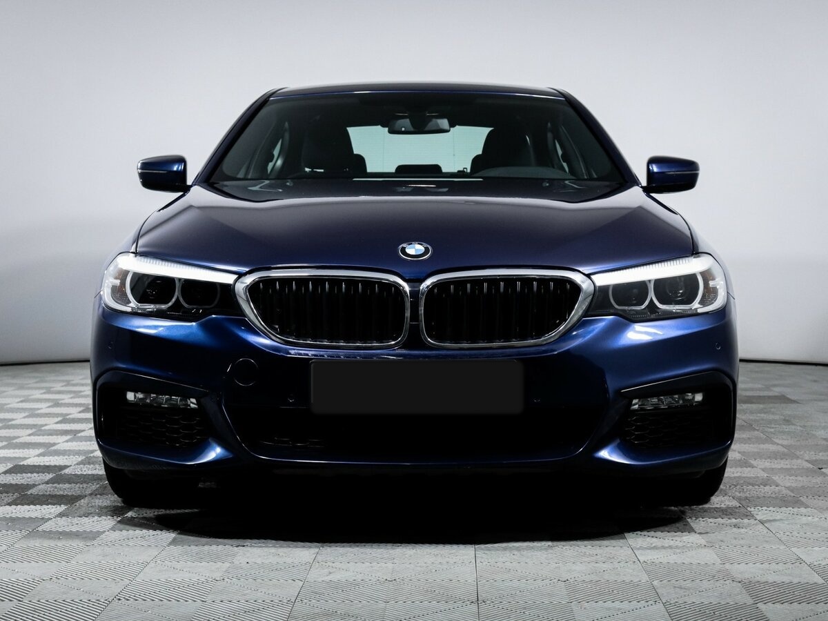 BMW 5 серии 2018 года с пробегом. Фото: #1
