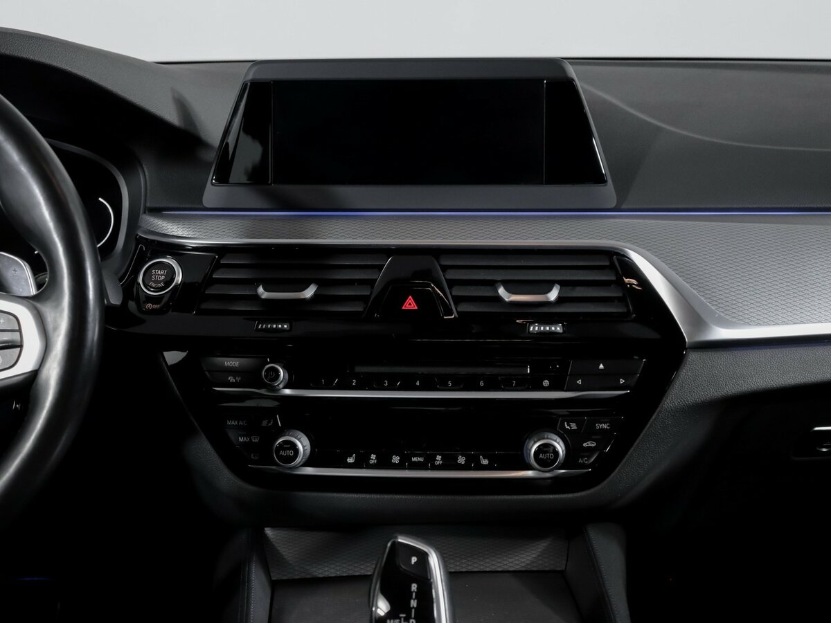 BMW 5 серии 2018 года с пробегом. Фото: #12