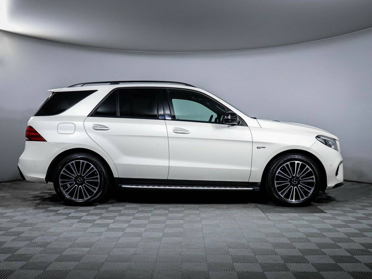 Mercedes-Benz GLE AMG 2016 года с пробегом. Фото: #3