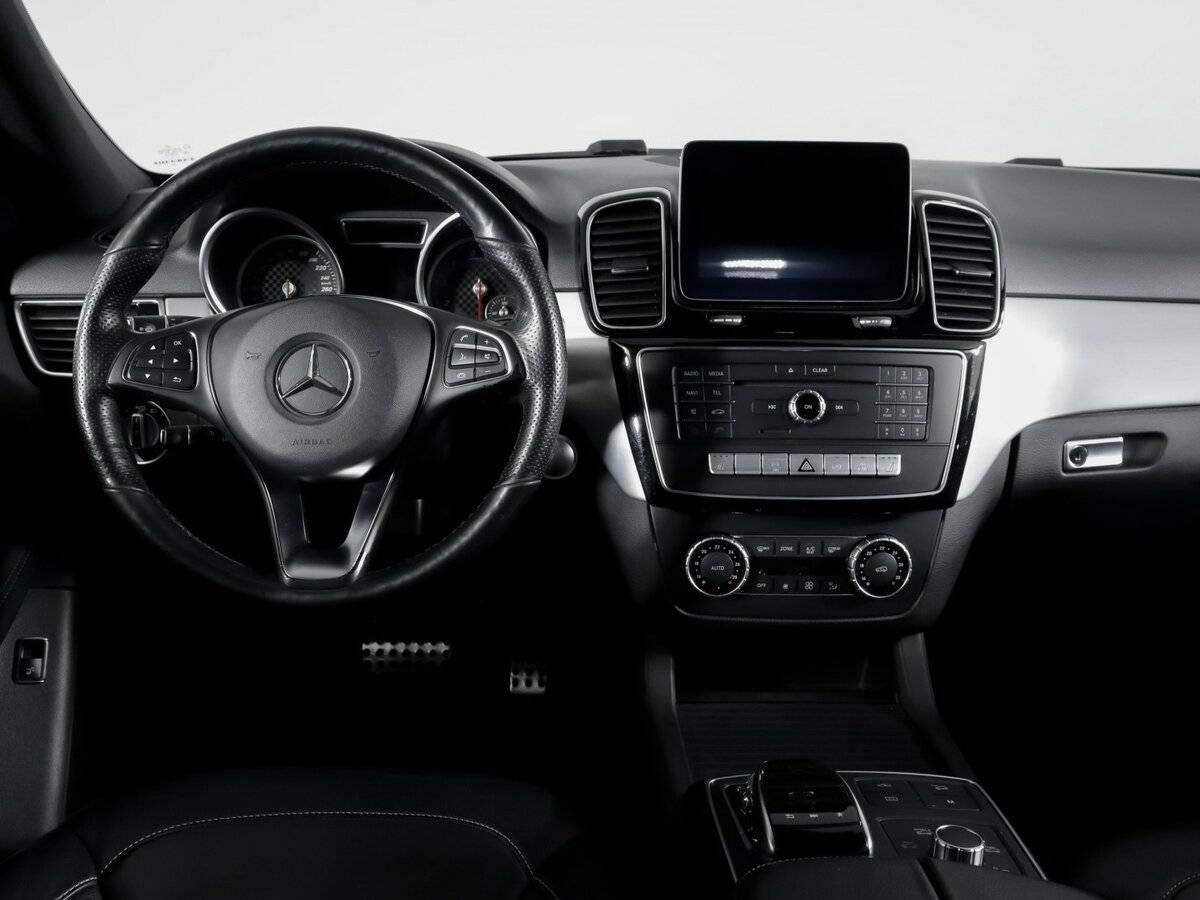 Mercedes-Benz GLE AMG 2016 года с пробегом. Фото: #11