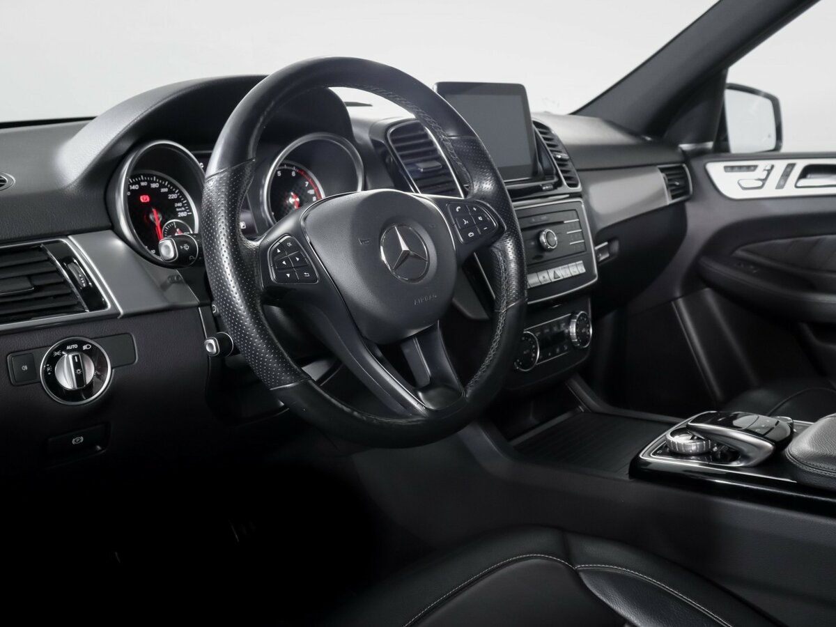 Mercedes-Benz GLE AMG 2016 года с пробегом. Фото: #12