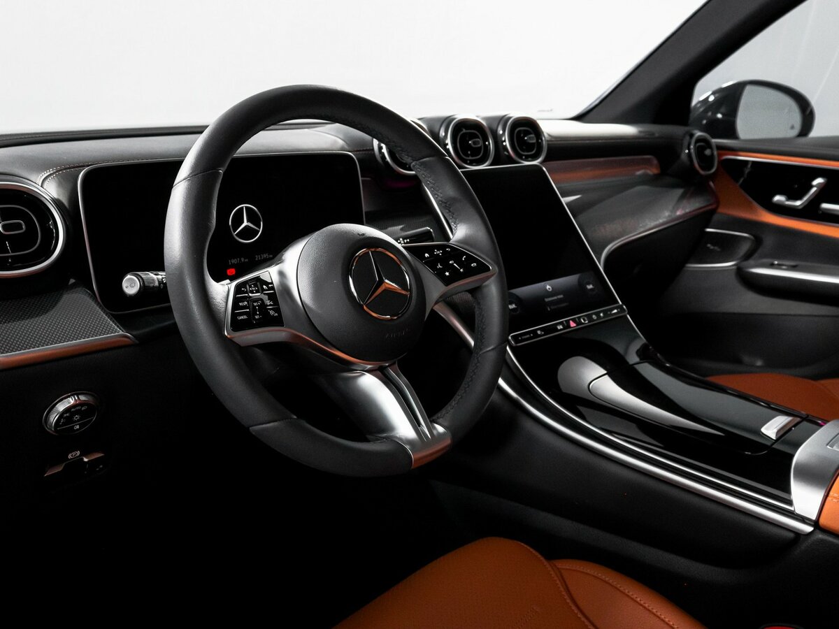 Mercedes-Benz GLC 2023 года с пробегом. Фото: #12