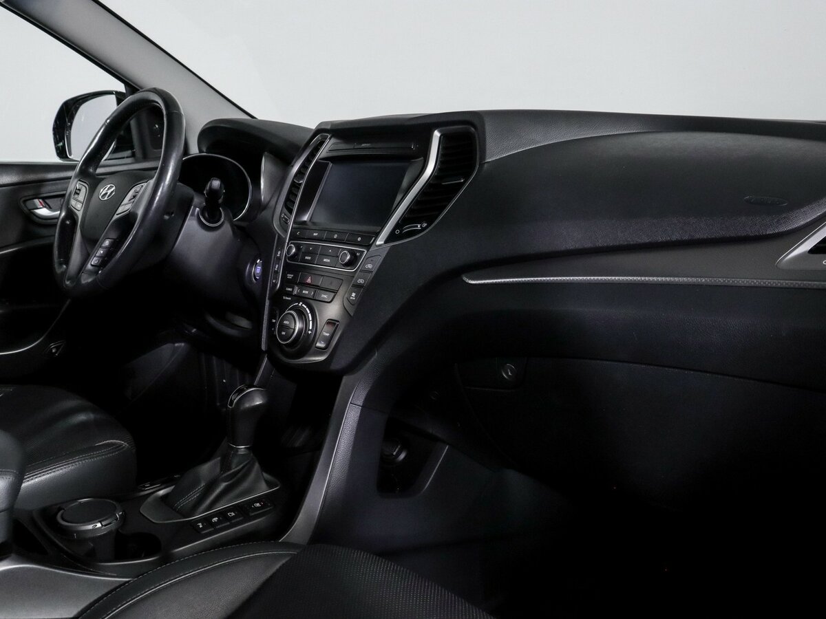 Hyundai Santa Fe 2017 года с пробегом. Фото: #8