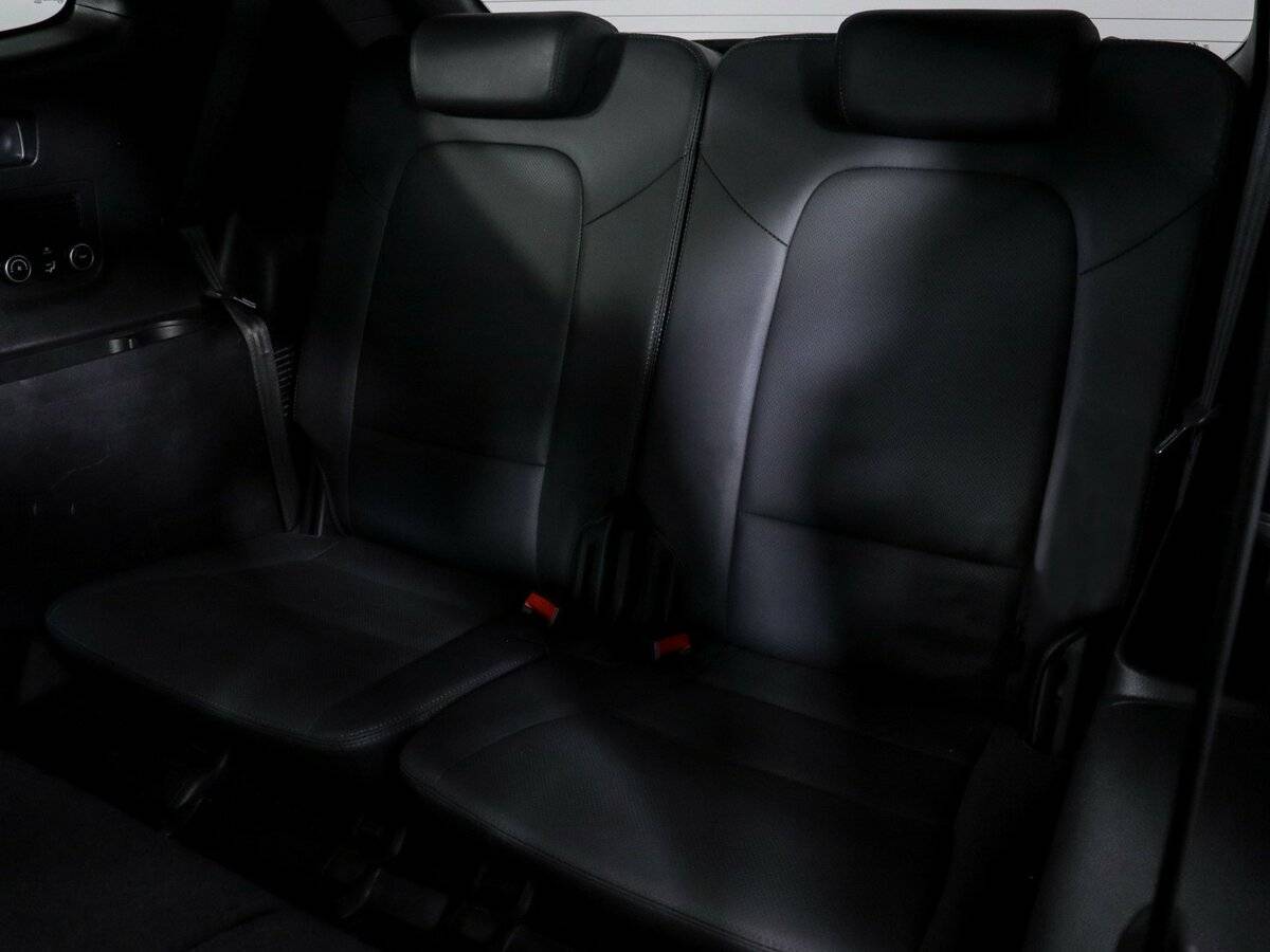 Hyundai Santa Fe 2017 года с пробегом. Фото: #10