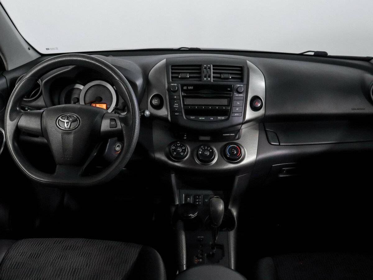 Toyota RAV4 2011 года с пробегом. Фото: #9