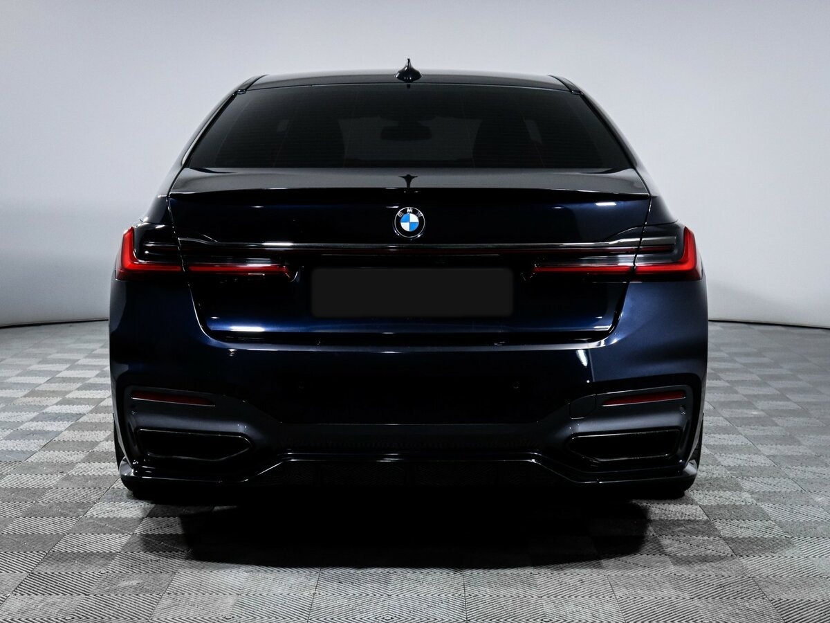 BMW 7 серии 2021 года с пробегом. Фото: #5