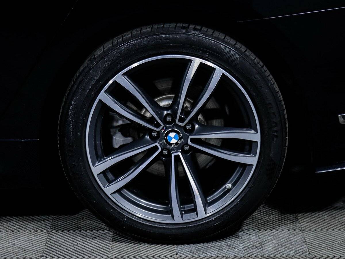 BMW 7 серии 2021 года с пробегом. Фото: #13