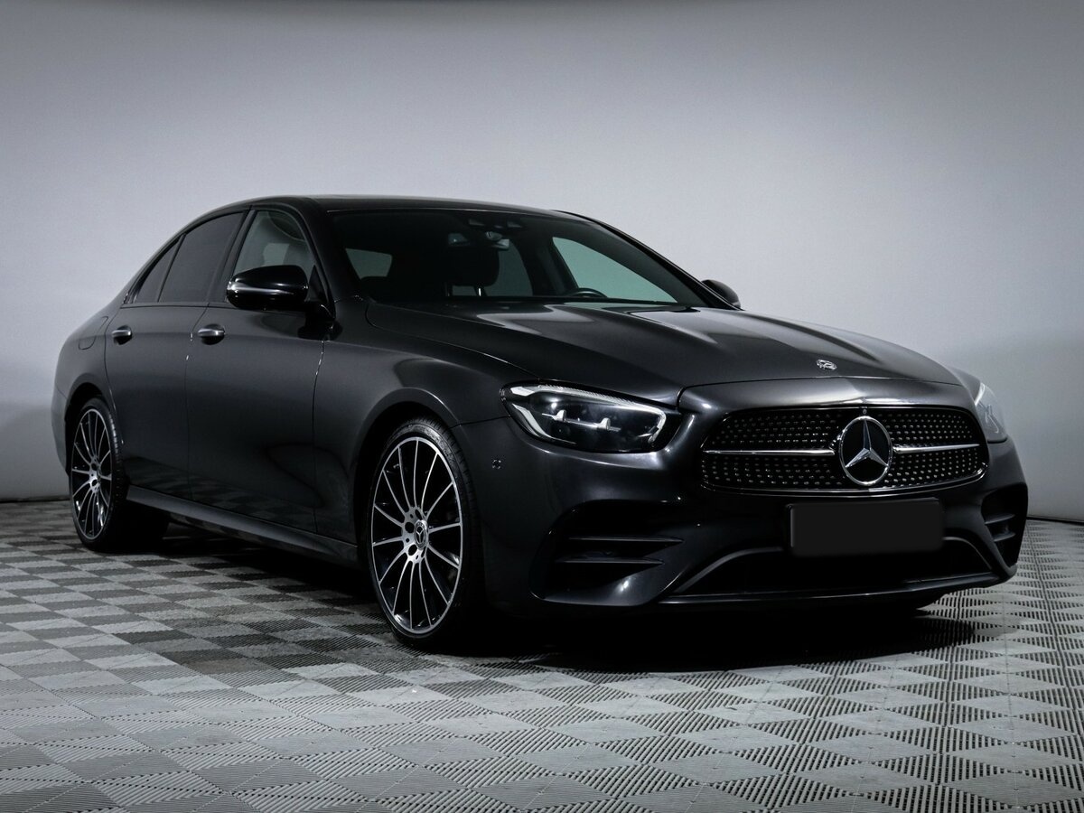 Mercedes-Benz E-Класс 2020 года с пробегом. Фото: #2