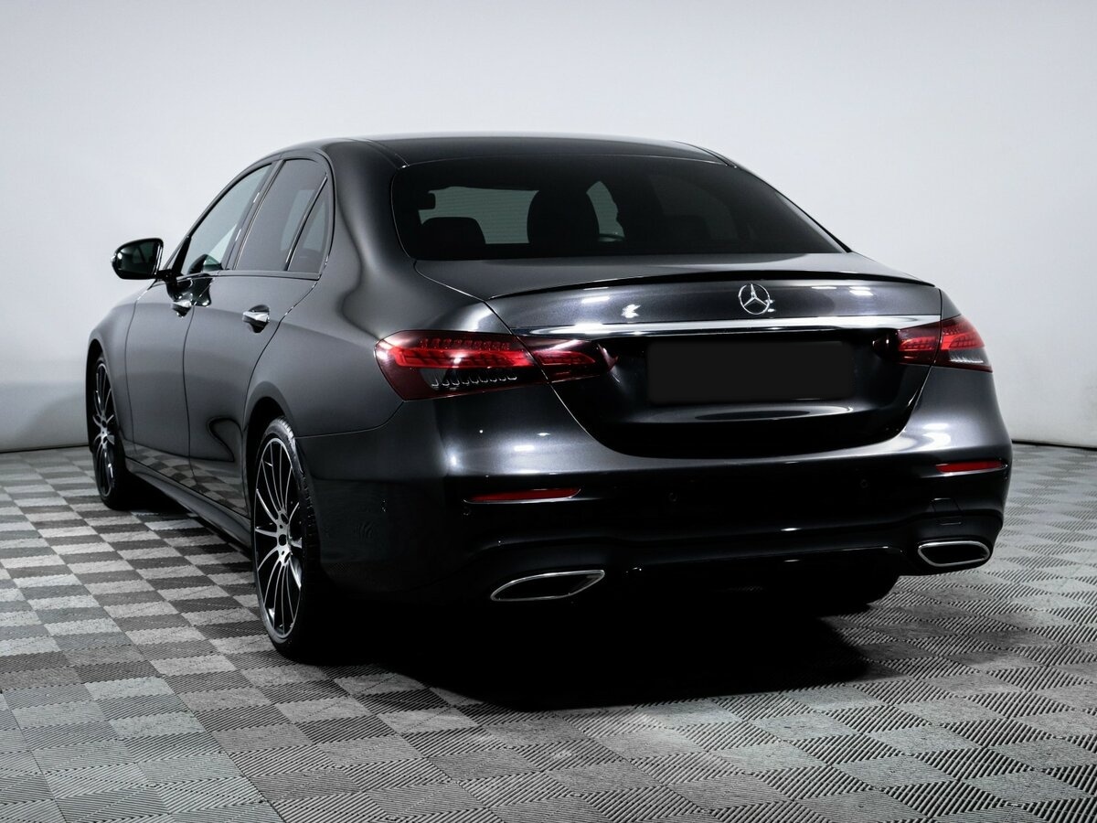 Mercedes-Benz E-Класс 2020 года с пробегом. Фото: #6