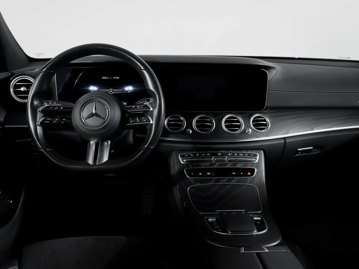 Mercedes-Benz E-Класс 2020 года с пробегом. Фото: #11