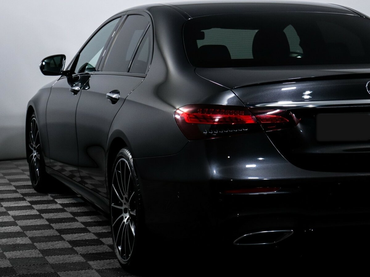 Mercedes-Benz E-Класс 2020 года с пробегом. Фото: #17