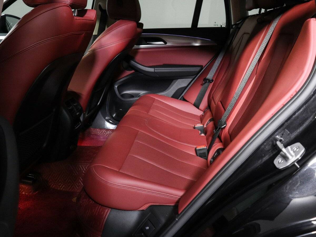 BMW X4 2023 года с пробегом. Фото: #9