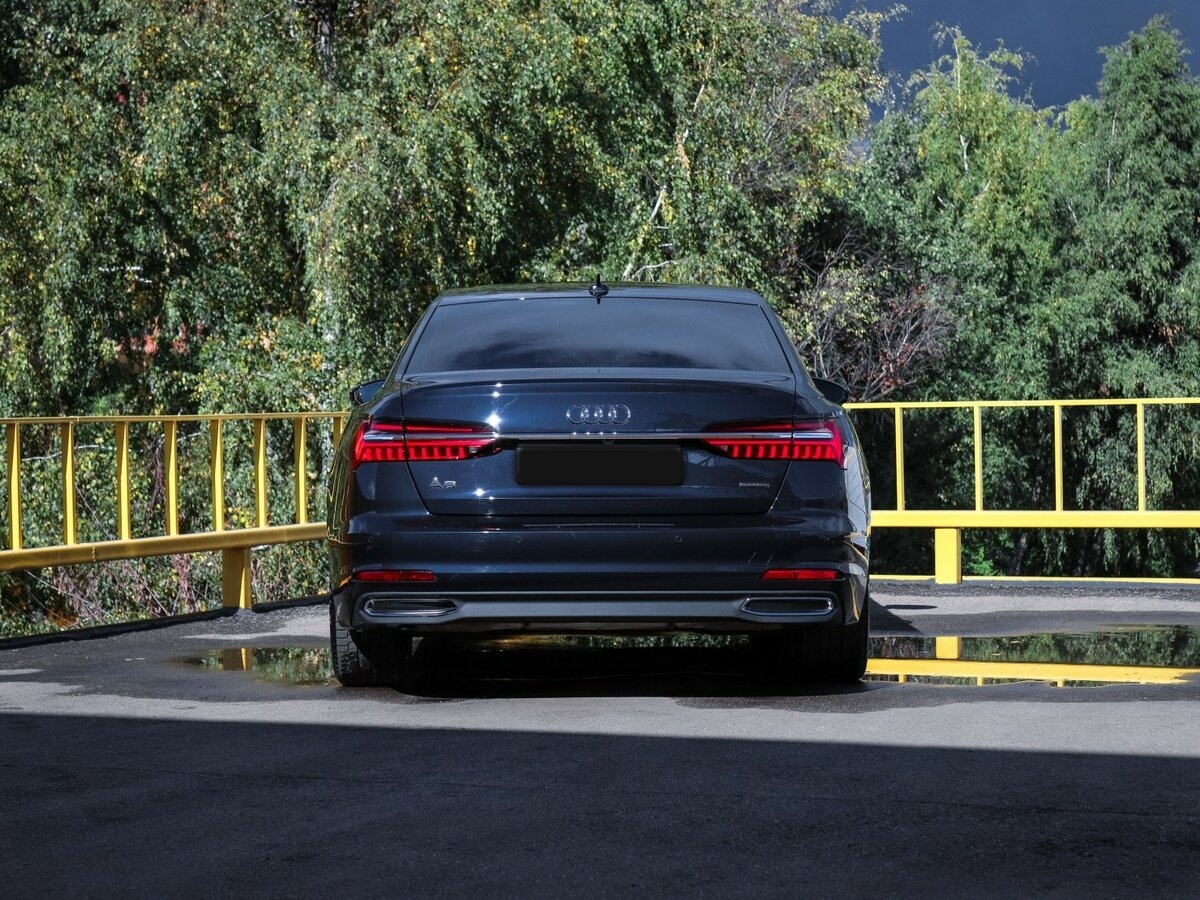 Audi A6 2021 года с пробегом. Фото: #4