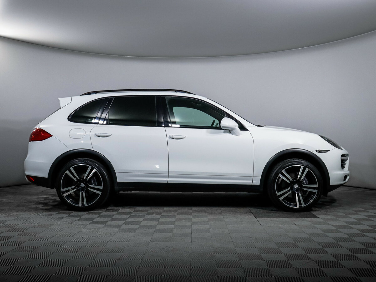 Porsche Cayenne 2013 года с пробегом. Фото: #3