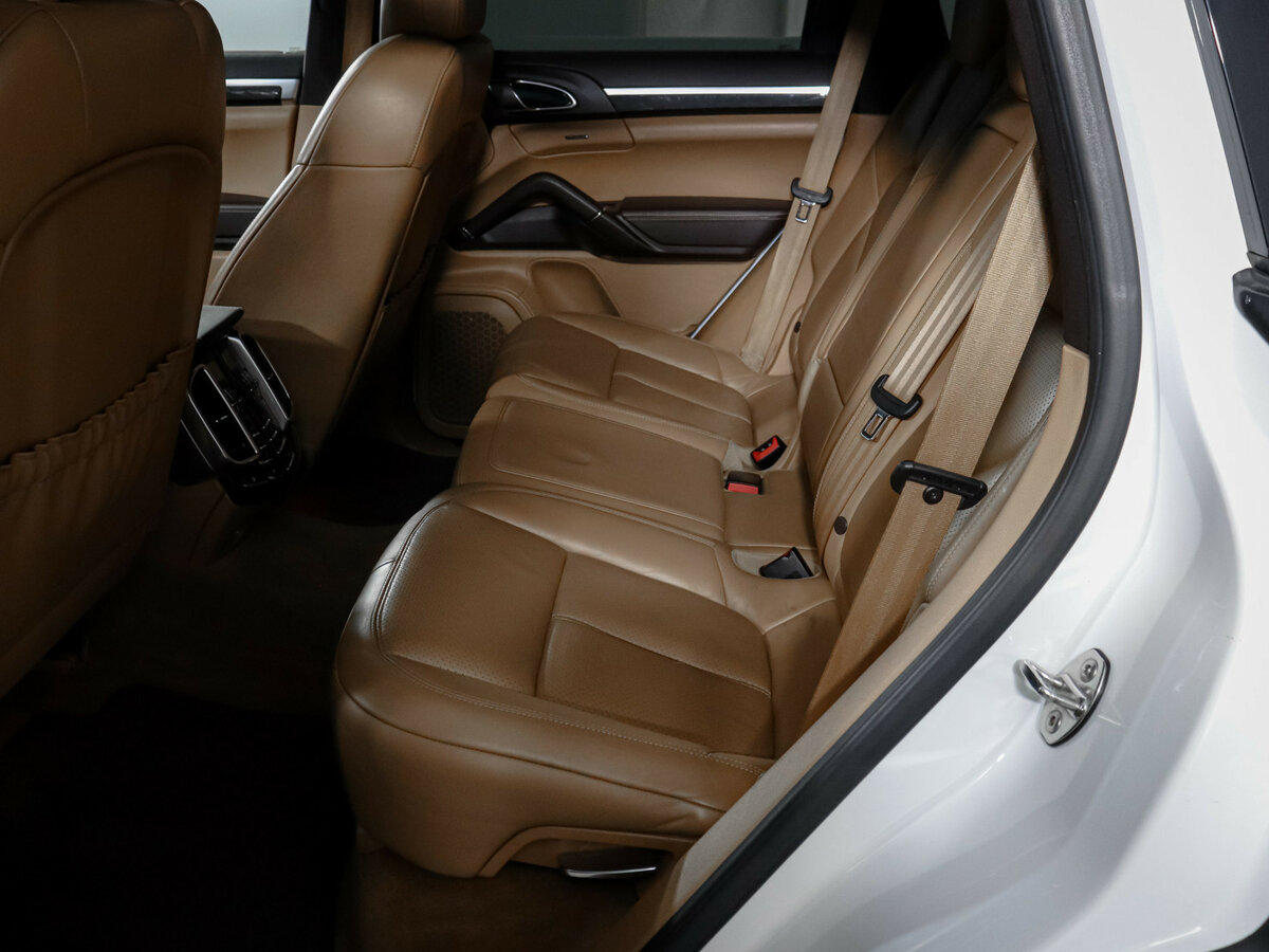 Porsche Cayenne 2013 года с пробегом. Фото: #9