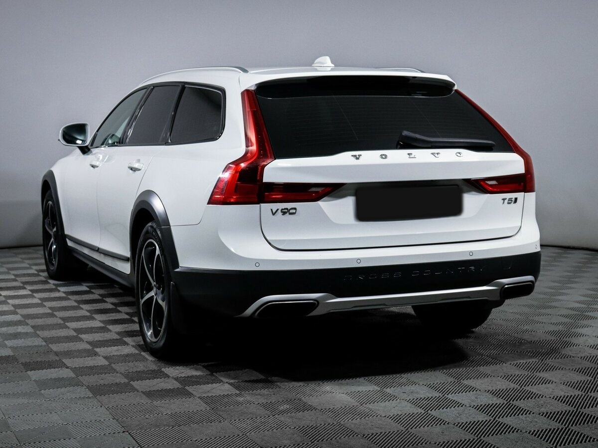 Volvo V90 Cross Country 2019 года с пробегом. Фото: #6