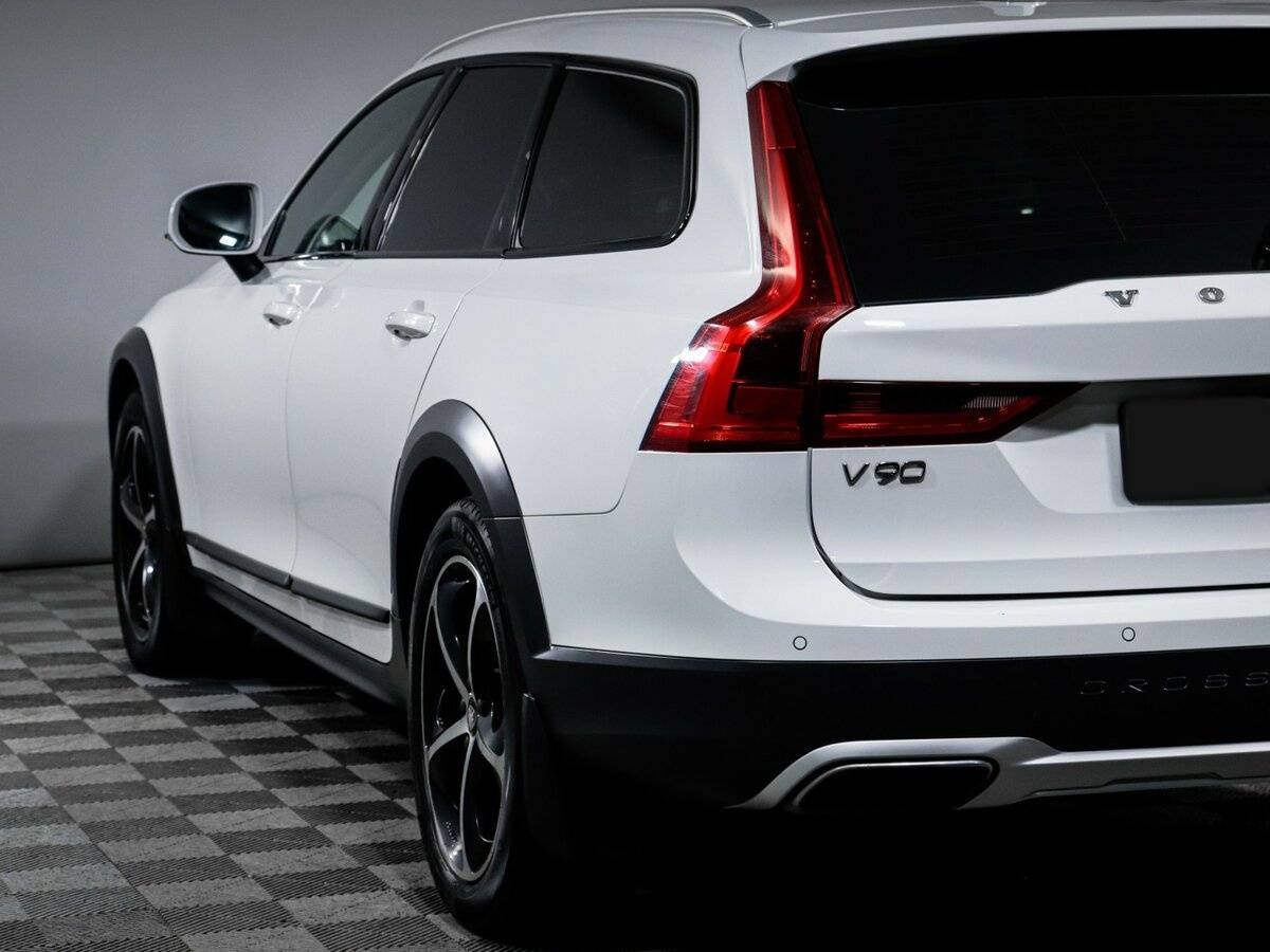 Volvo V90 Cross Country 2019 года с пробегом. Фото: #15