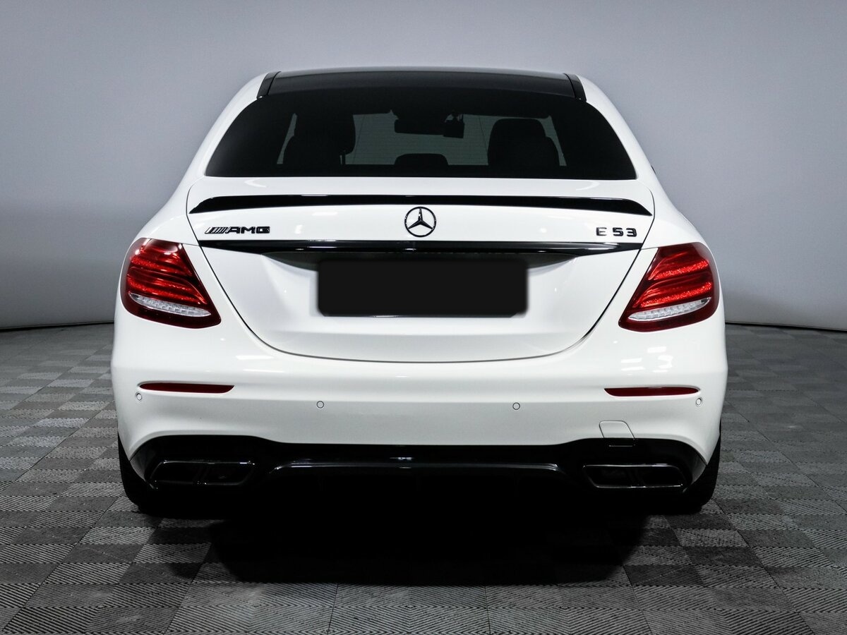 Mercedes-Benz E-Класс AMG 2017 года с пробегом. Фото: #5