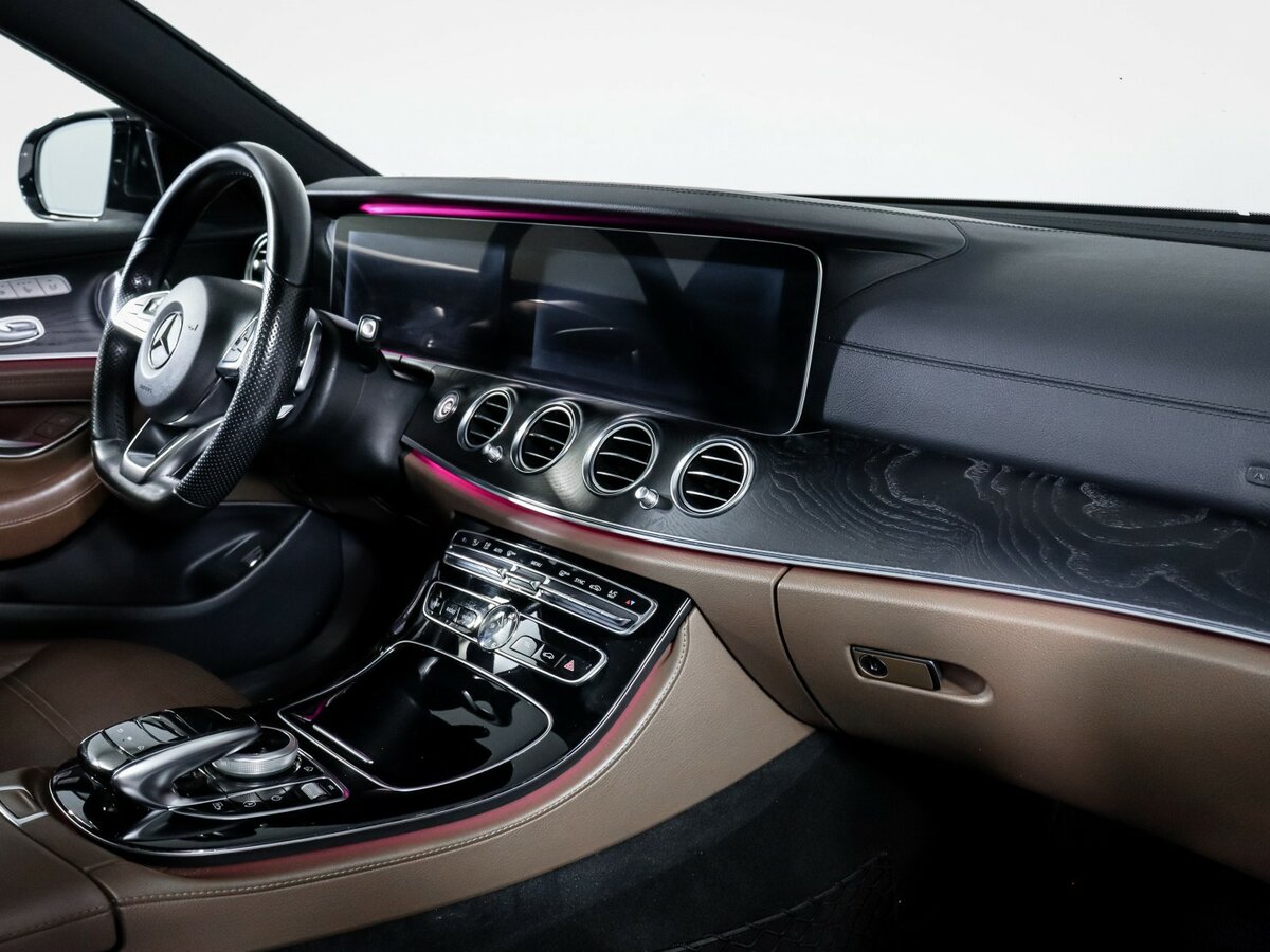 Mercedes-Benz E-Класс AMG 2017 года с пробегом. Фото: #8