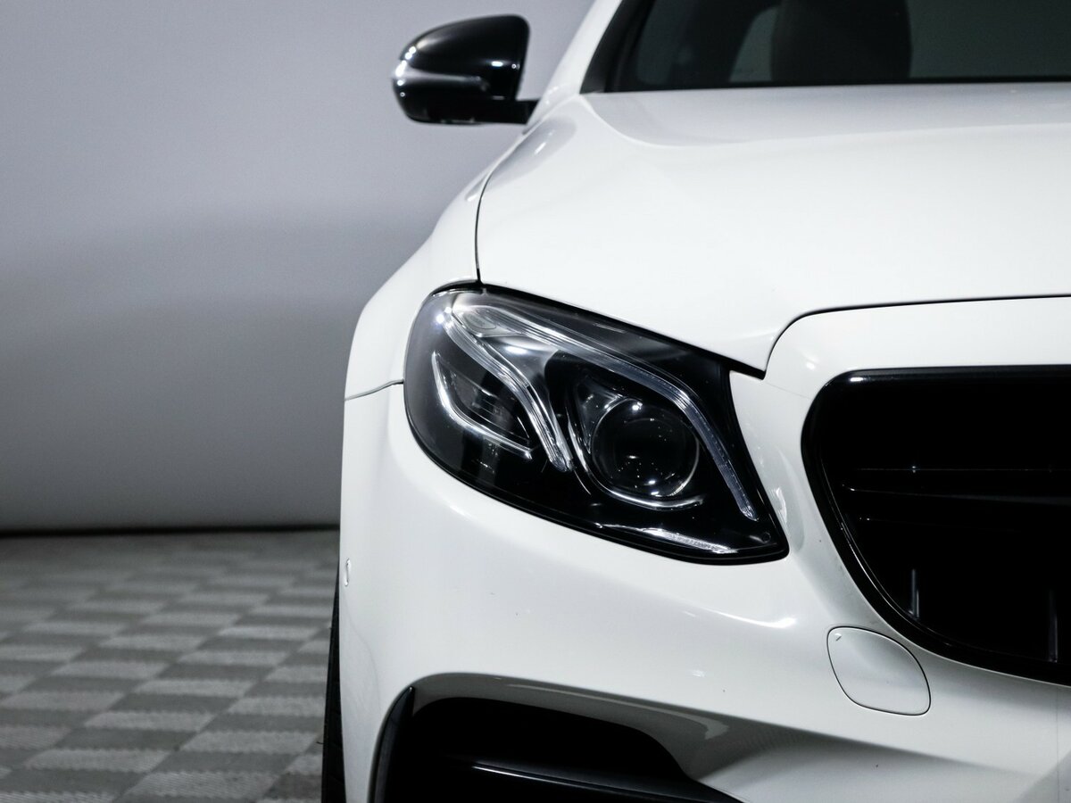 Mercedes-Benz E-Класс AMG 2017 года с пробегом. Фото: #16