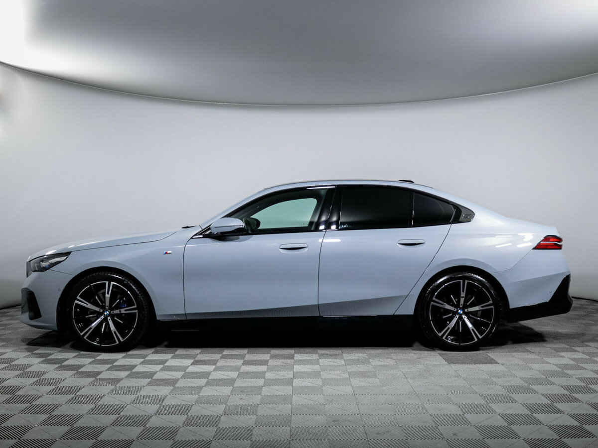 BMW 5 серии 2023 года с пробегом. Фото: #7