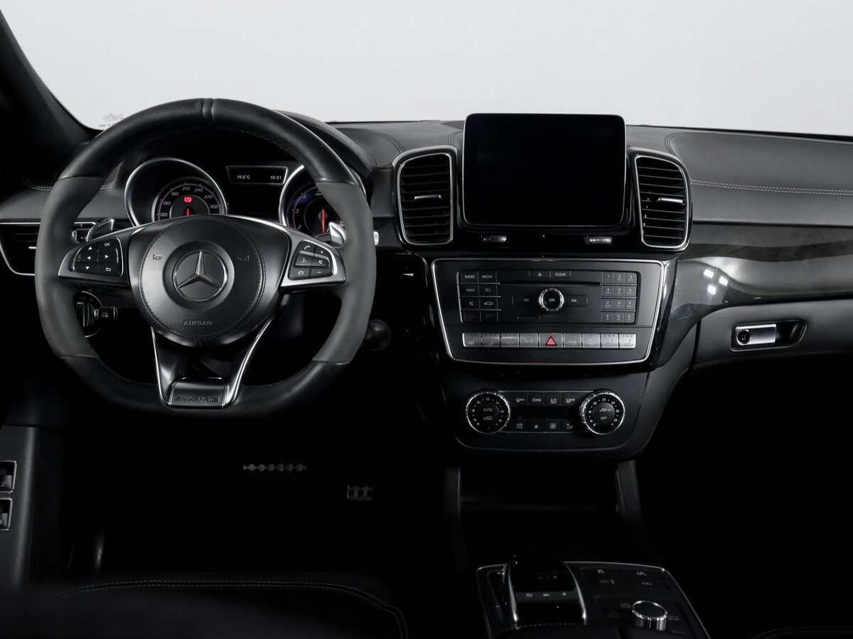 Mercedes-Benz GLS AMG 2016 года с пробегом. Фото: #11