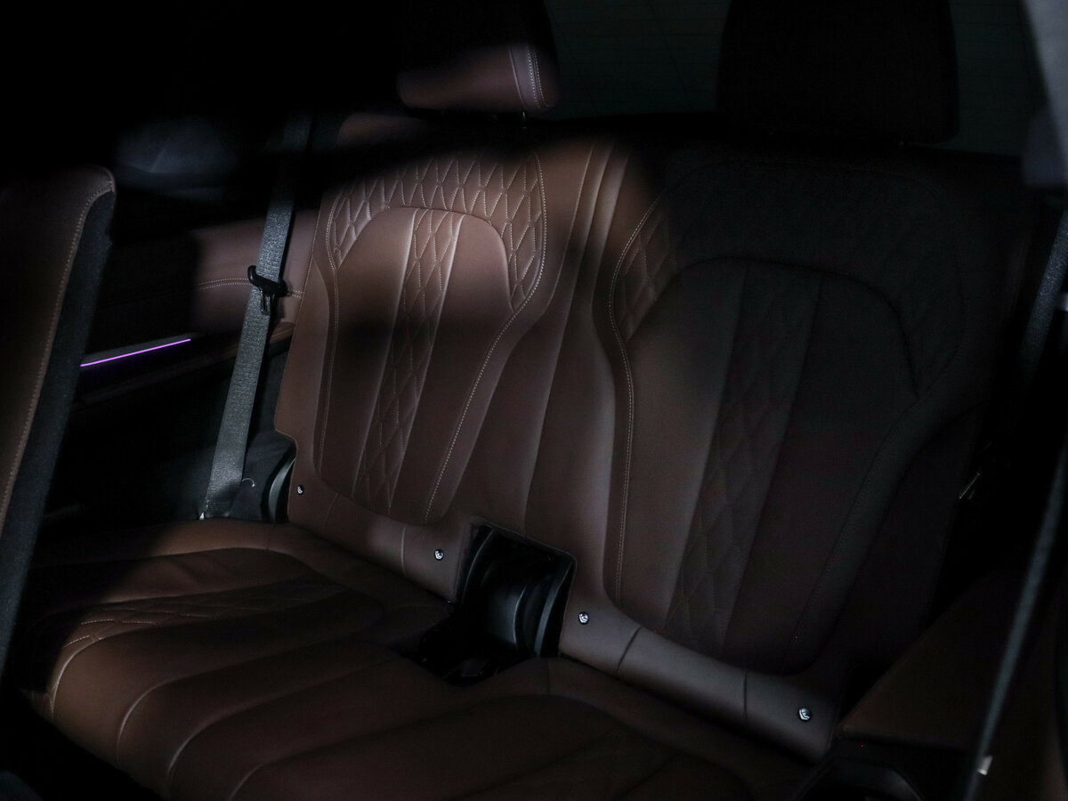 BMW X7 2020 года с пробегом. Фото: #21