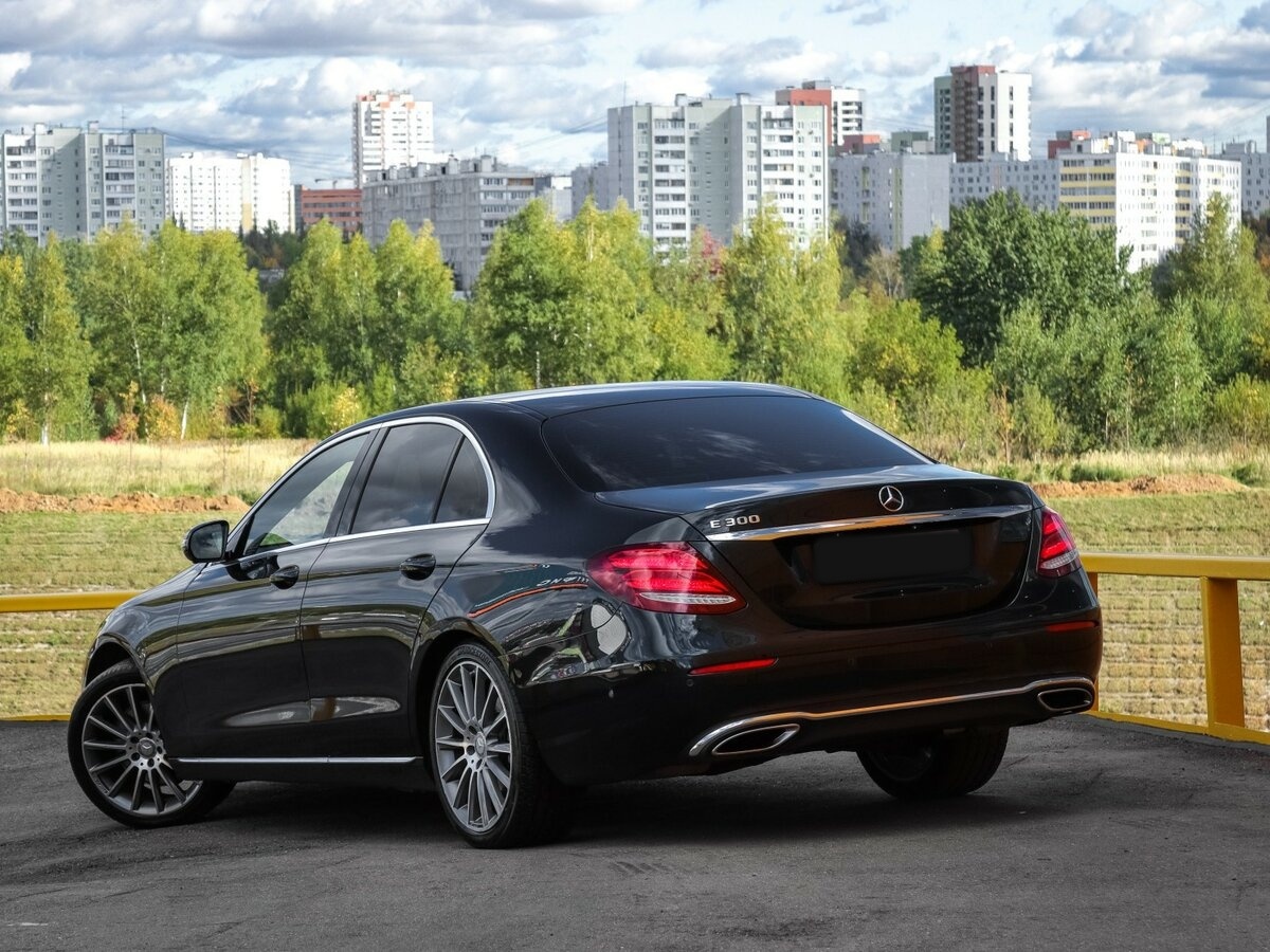 Mercedes-Benz E-Класс 2017 года с пробегом. Фото: #13