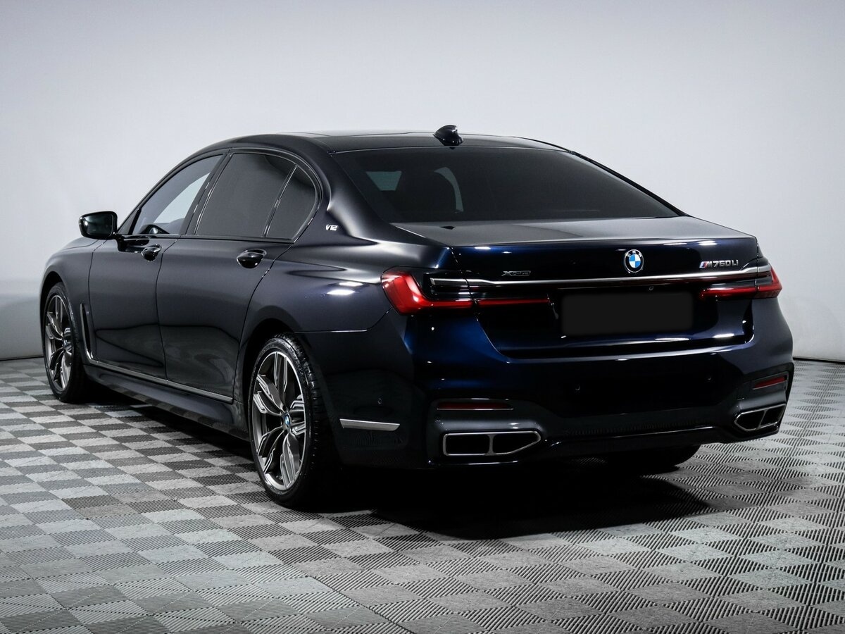 BMW 7 серии 2021 года с пробегом. Фото: #5