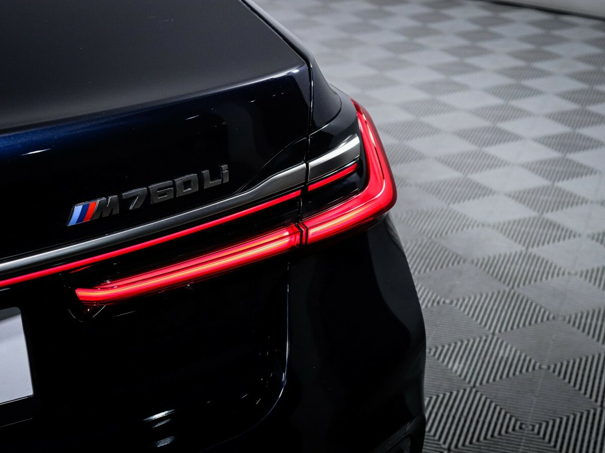 BMW 7 серии 2021 года с пробегом. Фото: #17