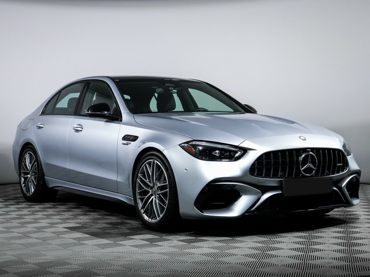 Mercedes-Benz C-Класс AMG 2023 года с пробегом. Фото: #2