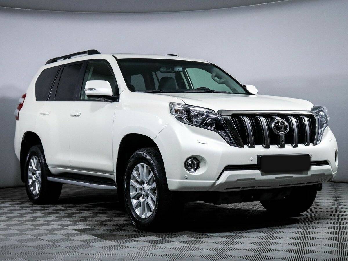Toyota Land Cruiser Prado 2015 года с пробегом. Фото: #2