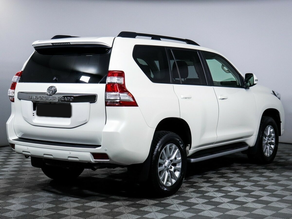 Toyota Land Cruiser Prado 2015 года с пробегом. Фото: #4