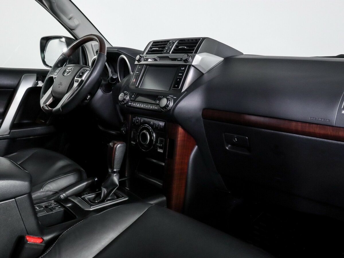 Toyota Land Cruiser Prado 2015 года с пробегом. Фото: #8