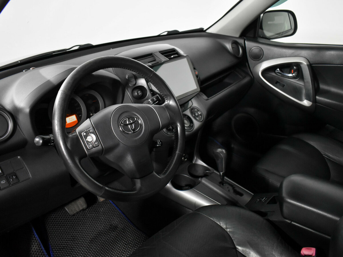 Toyota RAV4 2006 года с пробегом. Фото: #8