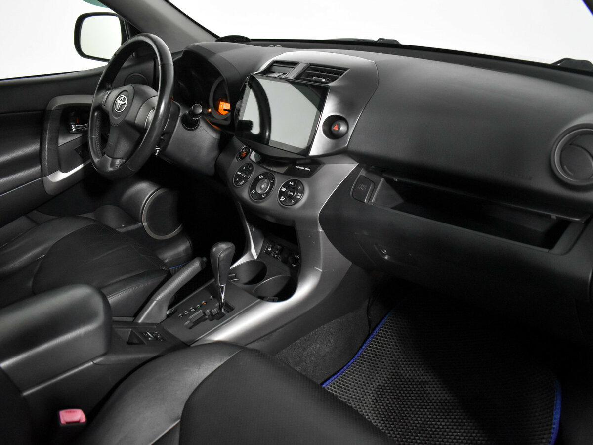 Toyota RAV4 2006 года с пробегом. Фото: #12