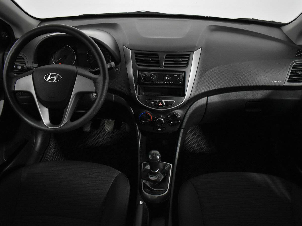 Б/У Хендай Солярис 2016 года. Фото: #11