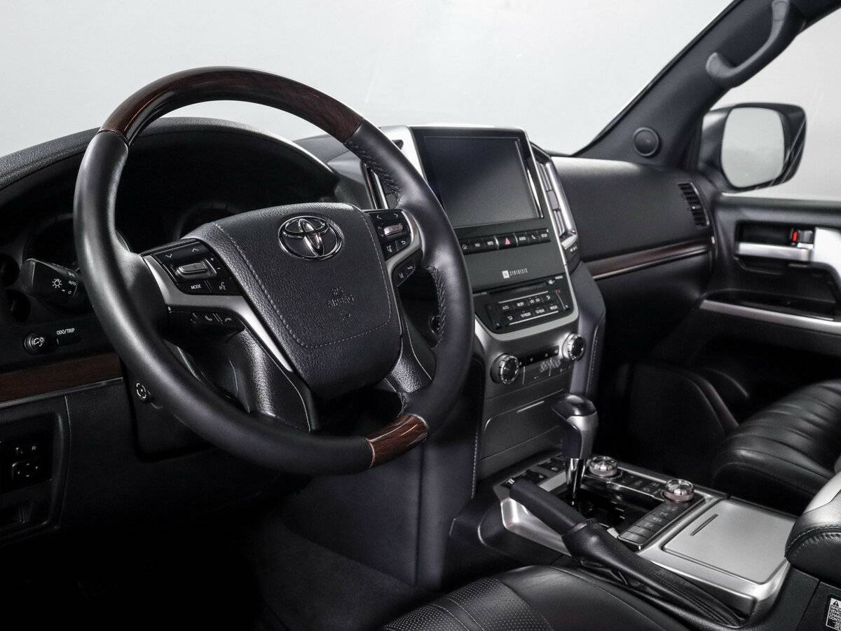 Toyota Land Cruiser 2019 года с пробегом. Фото: #12