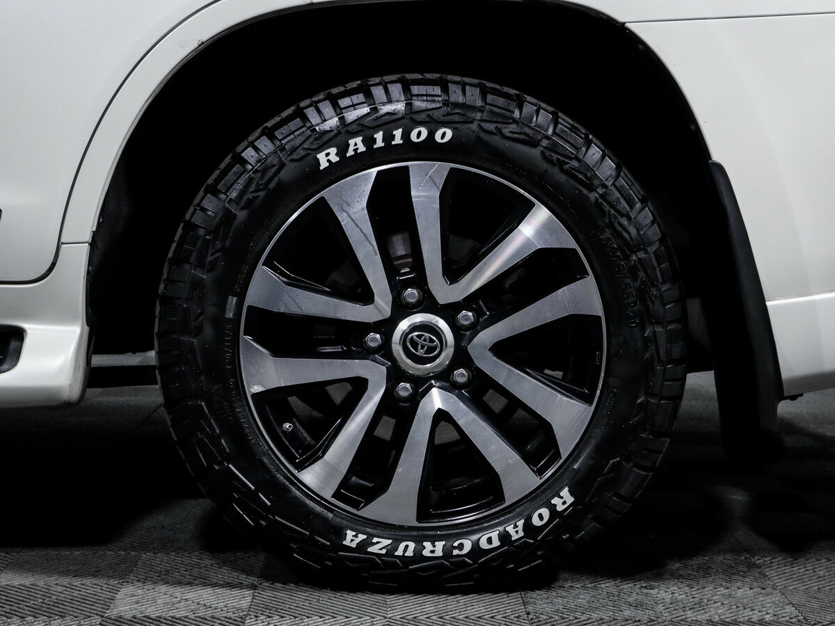 Toyota Land Cruiser 2019 года с пробегом. Фото: #13