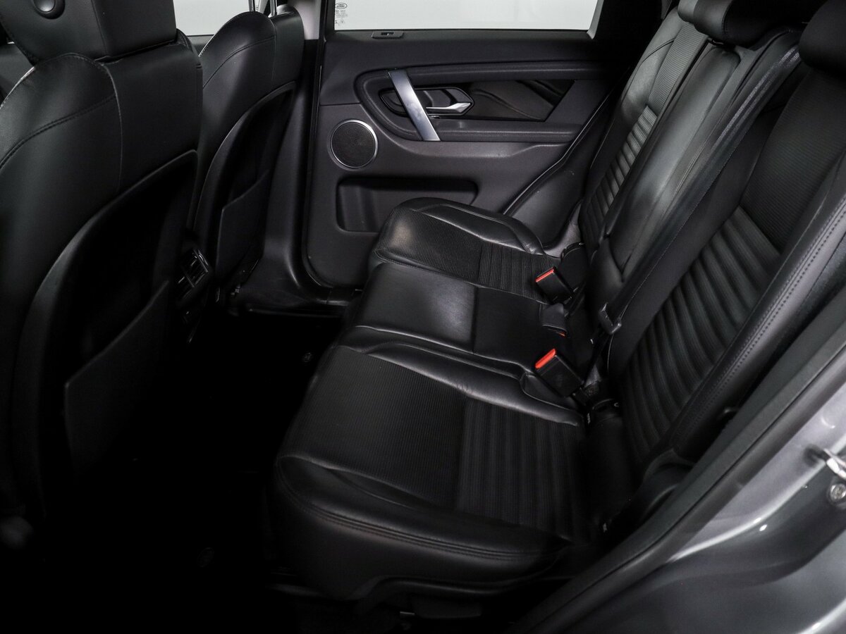 Land Rover Discovery Sport 2019 года с пробегом. Фото: #7