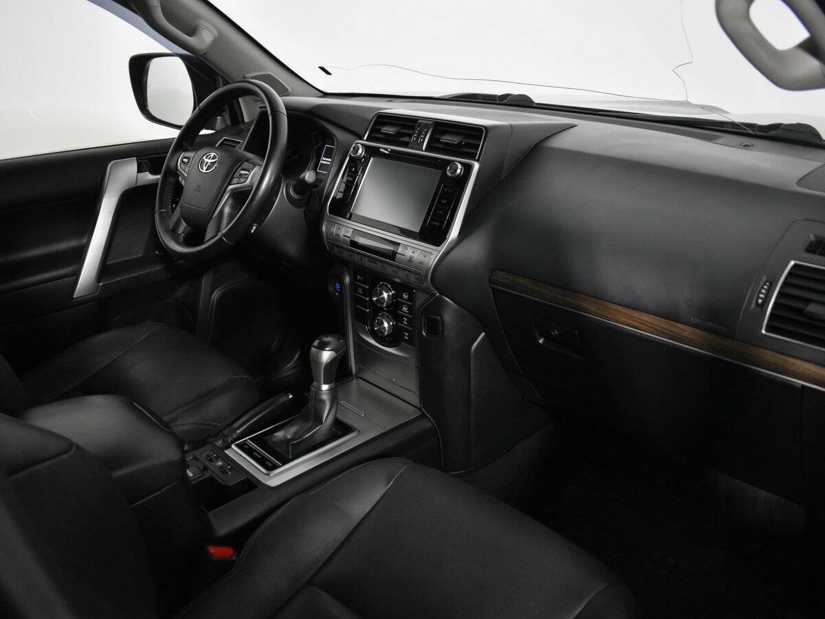 Toyota Land Cruiser Prado 2018 года с пробегом. Фото: #12